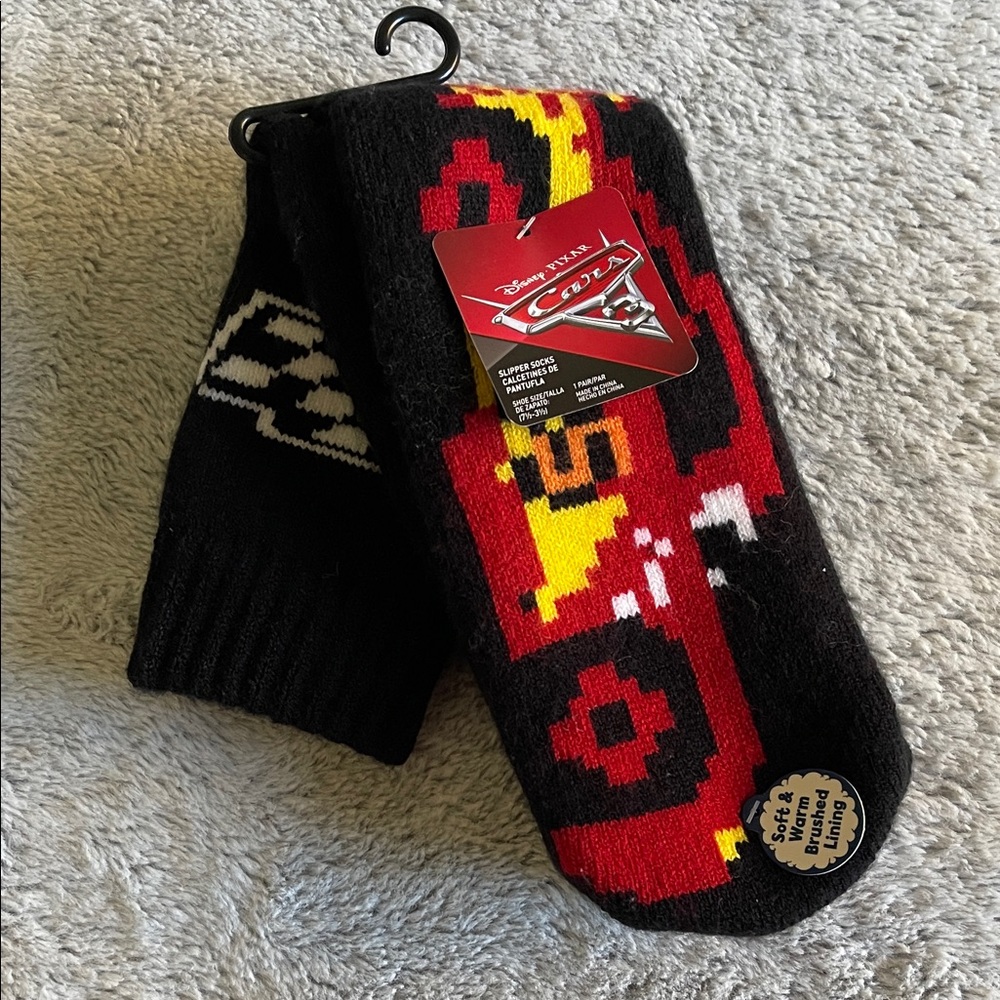 Cars Black Slipper Socks SZ 7 1/2-3 1/2